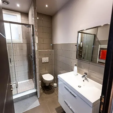 Apartment Thea : Avec Parking Prive - Actif+ Location- Marseille
